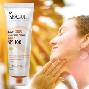 با استفاده از کرم ضد آفتاب SPF 100 انواع پوست سی گل از پوست خود در برابر اشعه خورشید محافظت نمایید.خرید از داروخانه اینترنتی دارشید